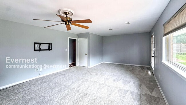 Building Photo - 26264 Greythorne Trail