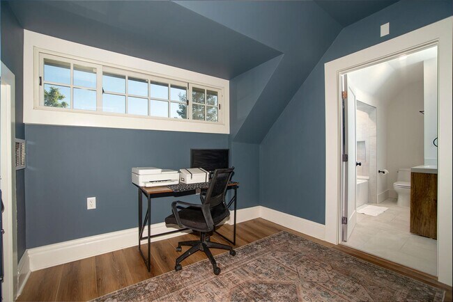 Building Photo - Beautifully Updated Home for Rent | Classic Charm with Modern Upgrades