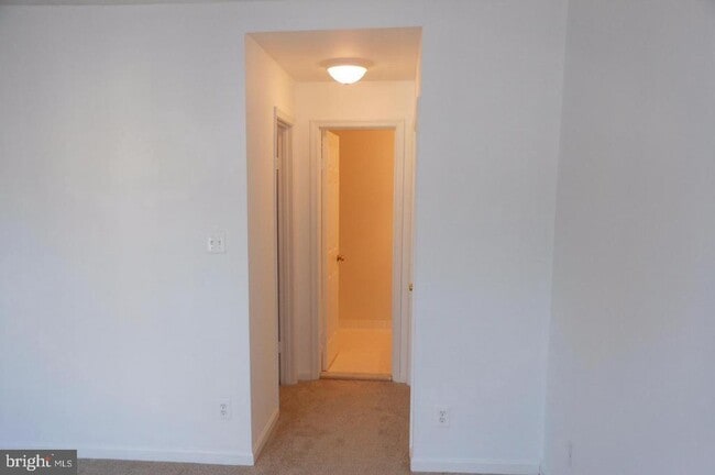 Building Photo - 4039 Chetham Wy