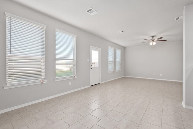 Building Photo - 25834 Northpark Pine Dr