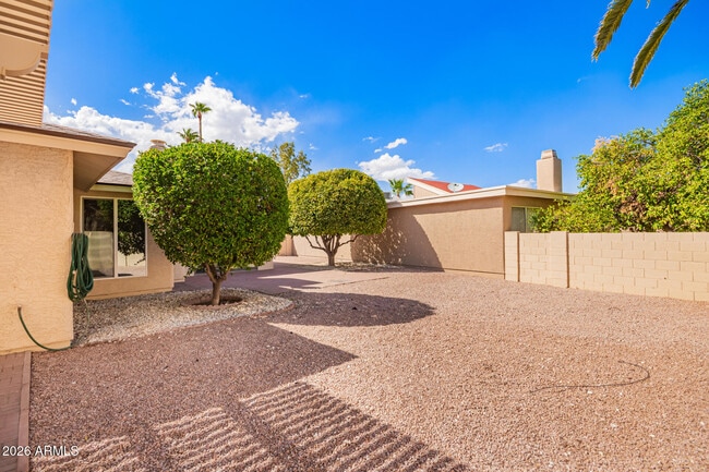 Building Photo - 26007 S Cedarcrest Dr