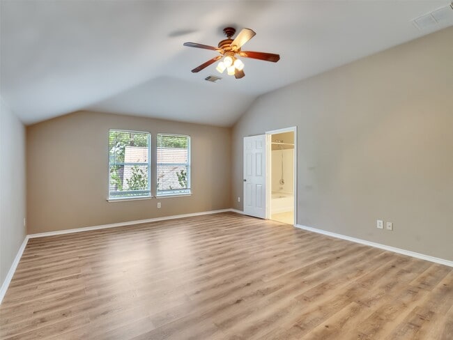 Building Photo - 34 W Sage Creek Pl