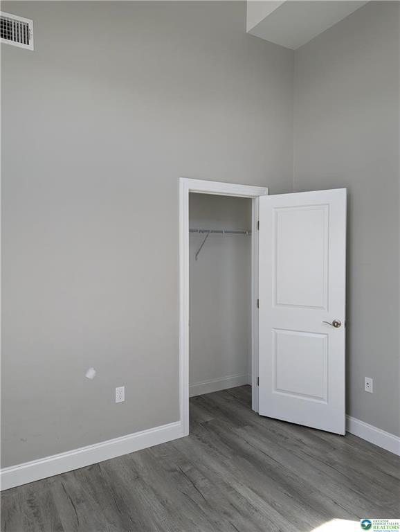 Building Photo - 216 Penn St