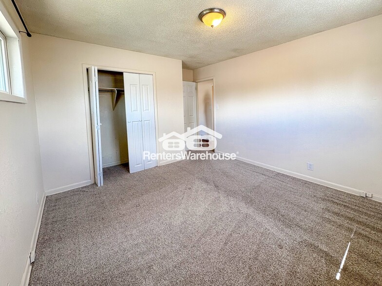 Building Photo - 7086 Jennie Dr