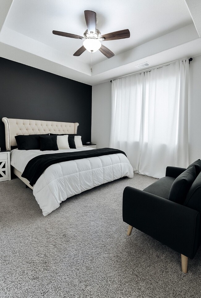 Building Photo - 14224 Grand Hls Dr