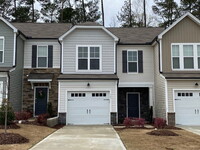 Building Photo - 347 White Oak Ridge Dr