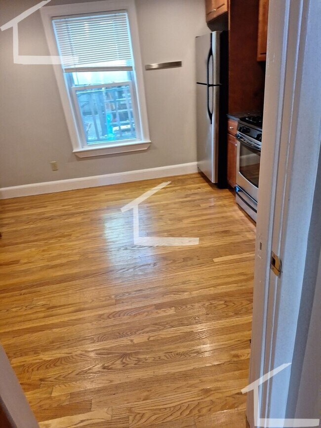 Building Photo - Large 1 bed in Cambridge