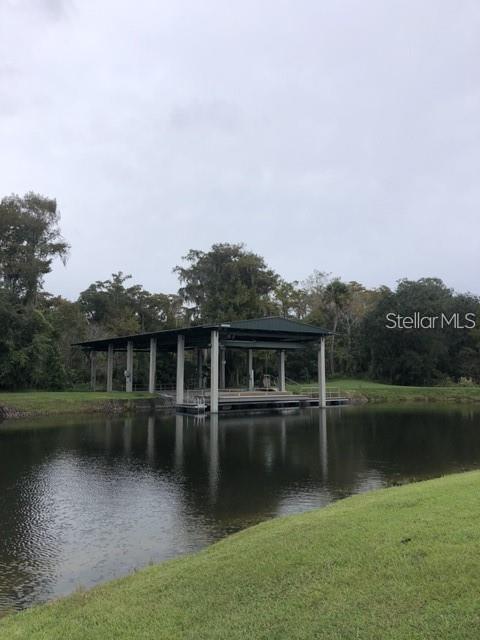Building Photo - 1749 Golfview Dr