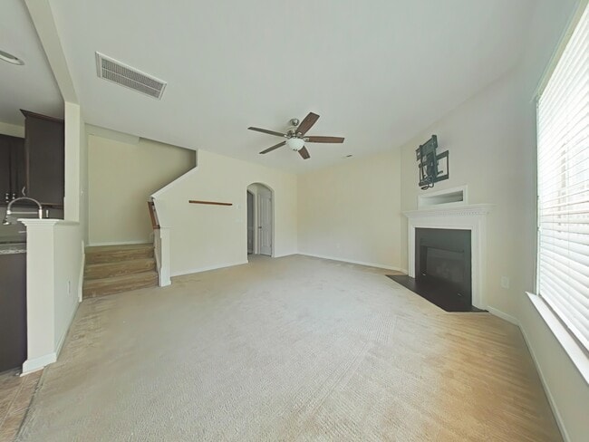 Building Photo - 322 Watchmen Ln