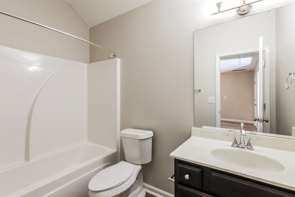 Building Photo - 6596 Woodwell Dr