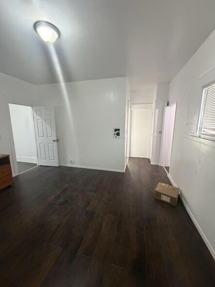 Building Photo - 2340 Alisal Rd