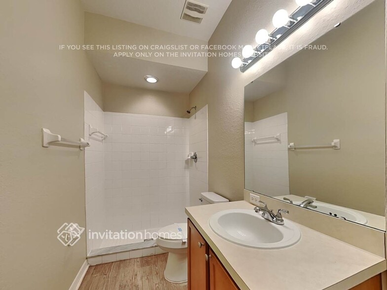 Building Photo - 1970 Golden Meadow Way