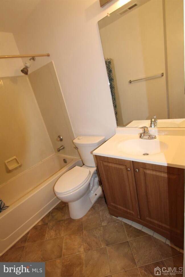 Building Photo - 5310 Ravens Crest Dr