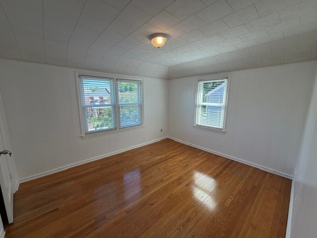 Building Photo - 639 Emerson St NE