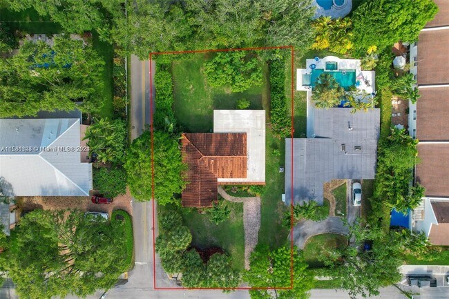 Building Photo - 7548 SW 58th Ave