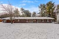 Building Photo - 2547 Nottingham Pl