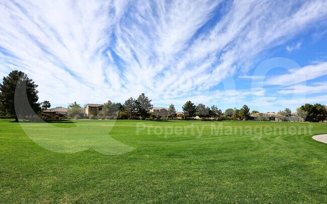 Building Photo - 2499 S Marble St