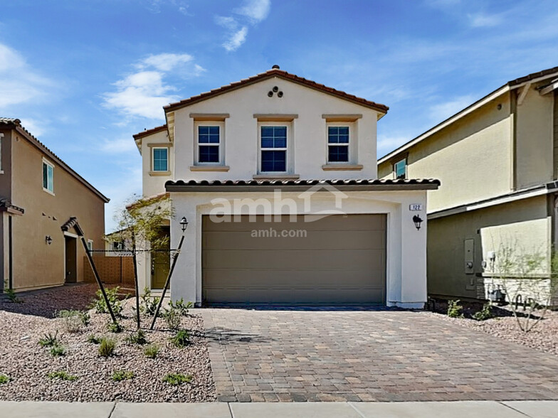 Primary Photo - 122 Island Plumeria Ln