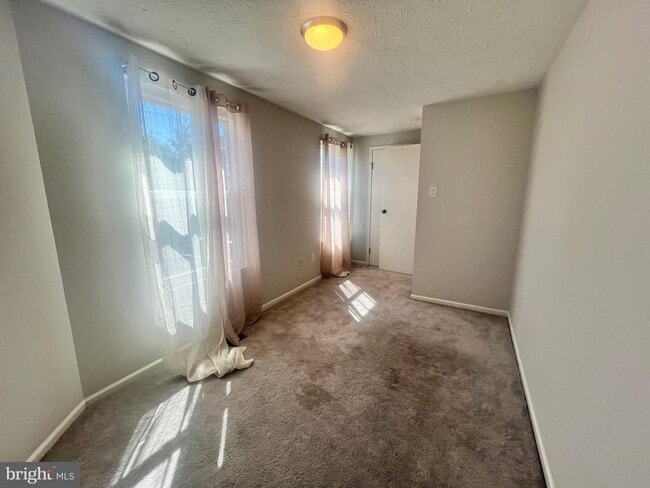 Building Photo - 532 Riggs Ct