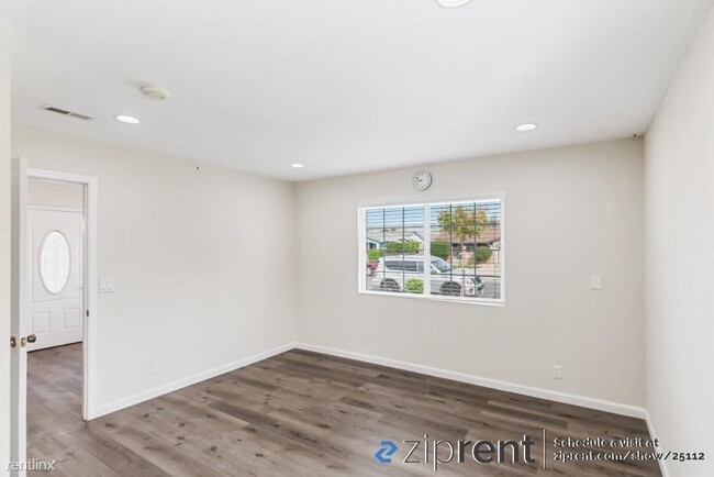 Building Photo - 1 br, 1 bath 4plex - 1935 Kinross Way, San...