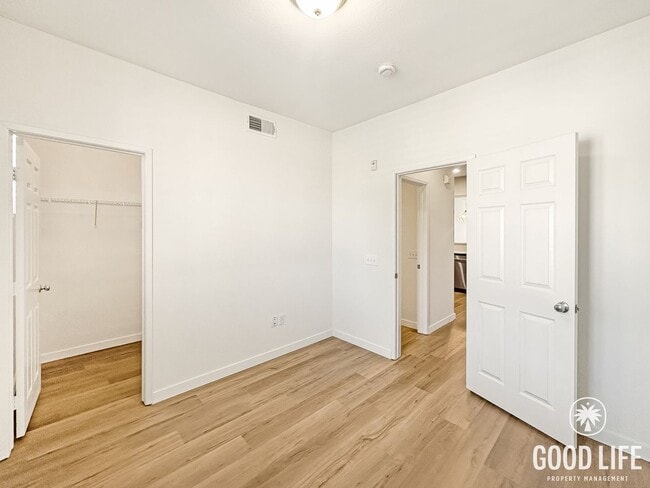 Building Photo - 3-Level 3BR Otay Ranch Home | 1,602 Sq Ft with Garage, Balcony & Gated Community