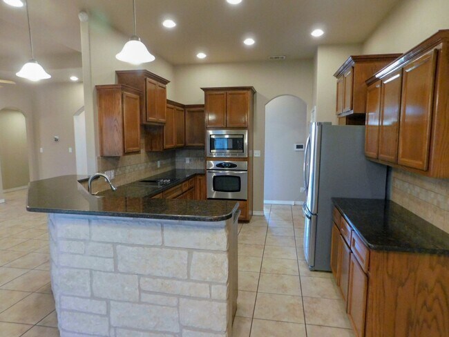 Building Photo - 244 Ariana Ct