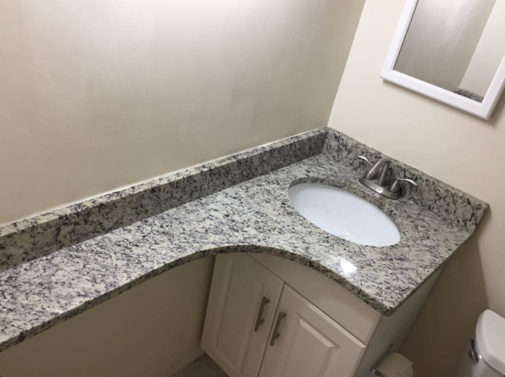 Bath P2 - 950 25th St NW