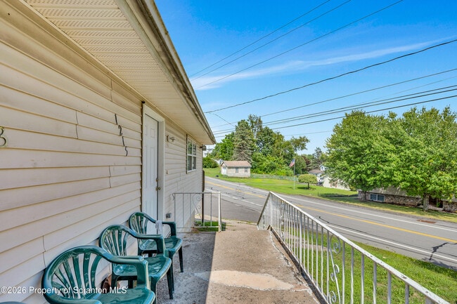 Building Photo - 1215 Lori Dr