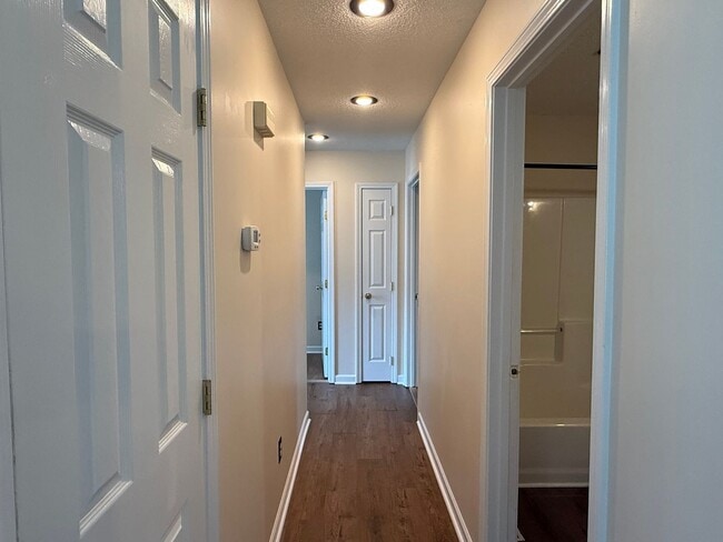 Building Photo - 129 Meadowlark Drive