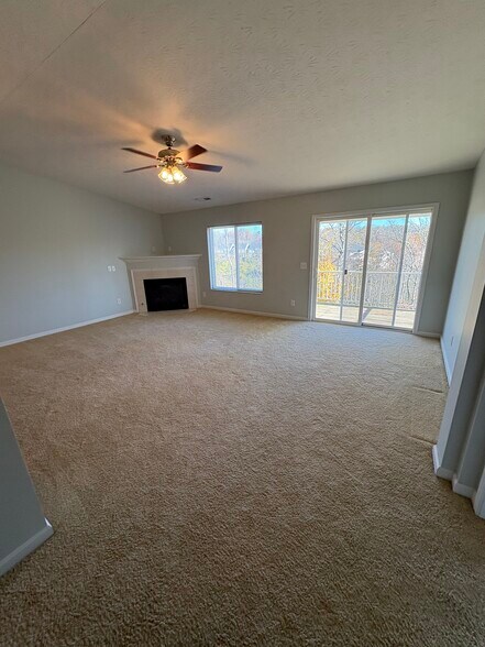 Building Photo - 5406 Scarletoak Dr