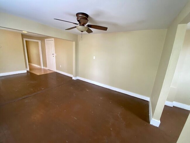 Building Photo - Spacious 1 Bedroom Apartment in North Nash...