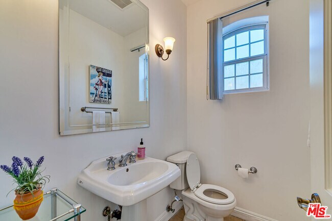 Building Photo - 1008 Harbor Crossing Ln