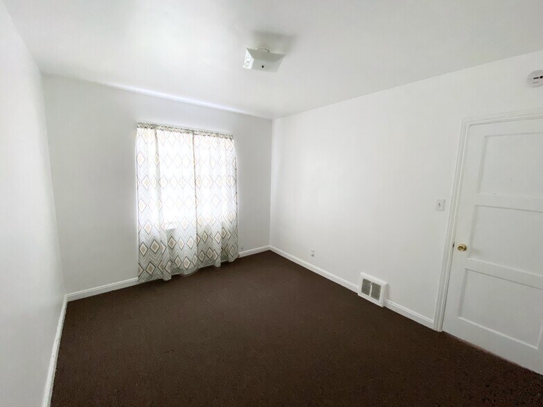 2nd Bedroom - 126 Holloway Ave