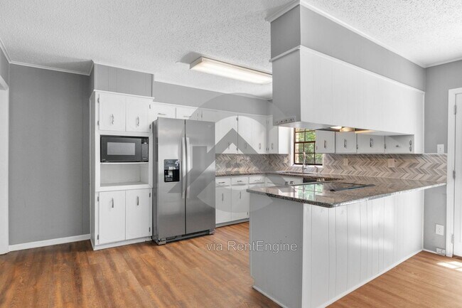 Building Photo - 108 Robin Ln