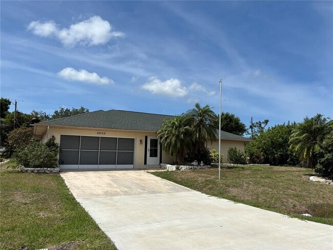 Building Photo - 10123 Bay Ave