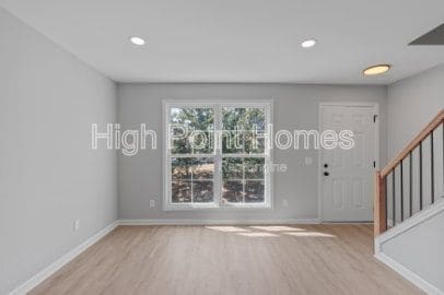 Building Photo - 400 Gallery Ln