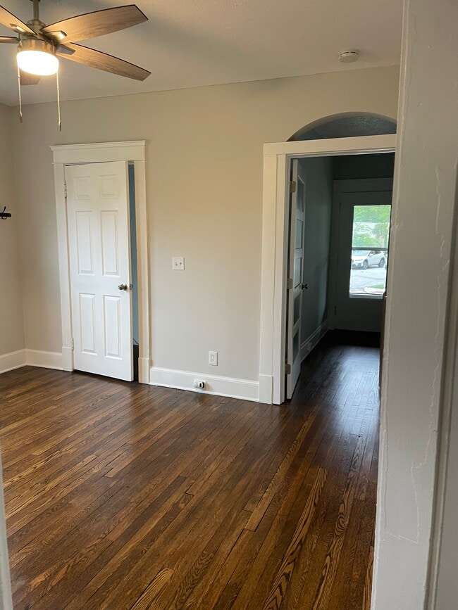 Building Photo - 1307 Idlewood Ave