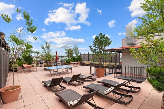 Building Photo - 85 N 3rd St