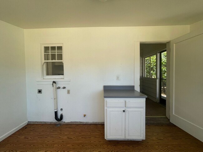 Building Photo - 9230 Curbaril Ave
