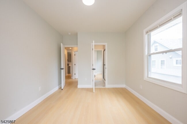 Building Photo - 59 Watchung Plaza