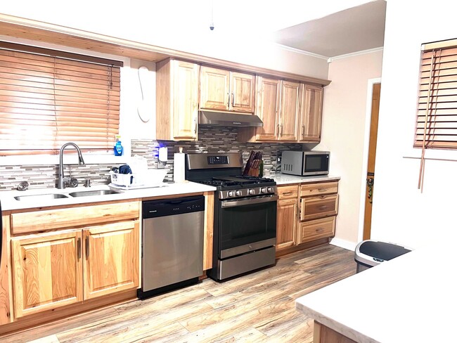 Building Photo - Rental Property