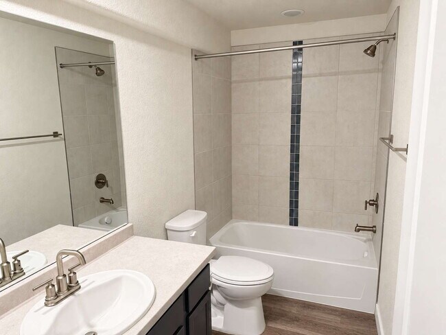 Building Photo - 5174 Roundhouse Dr
