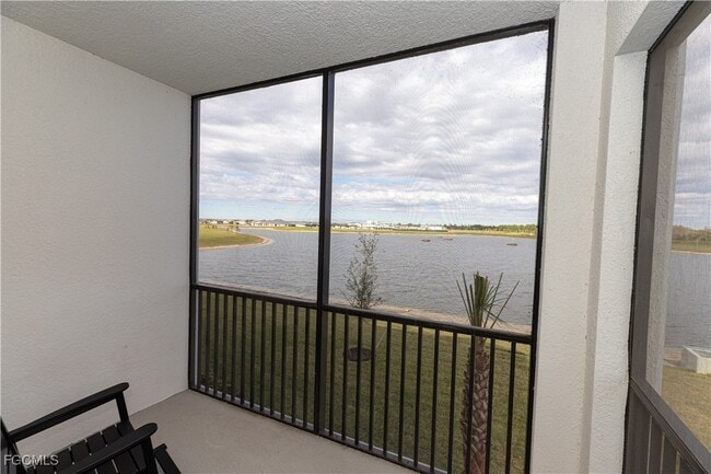 Building Photo - 15375 Grn Acrs Ave