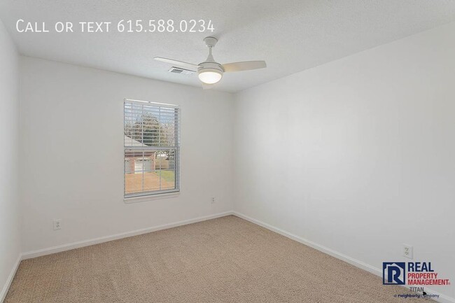 Building Photo - 505 Cloverleaf Ln