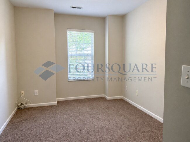 Building Photo - Lovely 3-Bedroom Townhome with Fireplace, Back Patio  & Community Amenities Included! Convenient ...