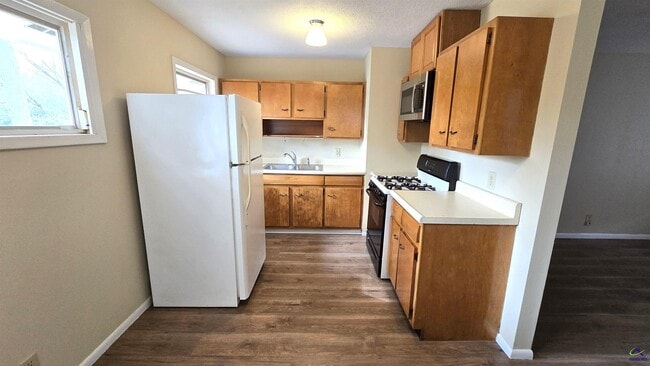 Building Photo - 114 Forrester Dr