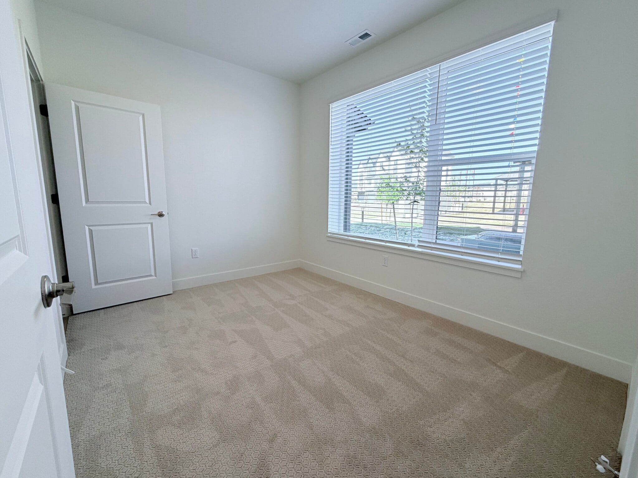 Building Photo - 4022 Ascend Grv