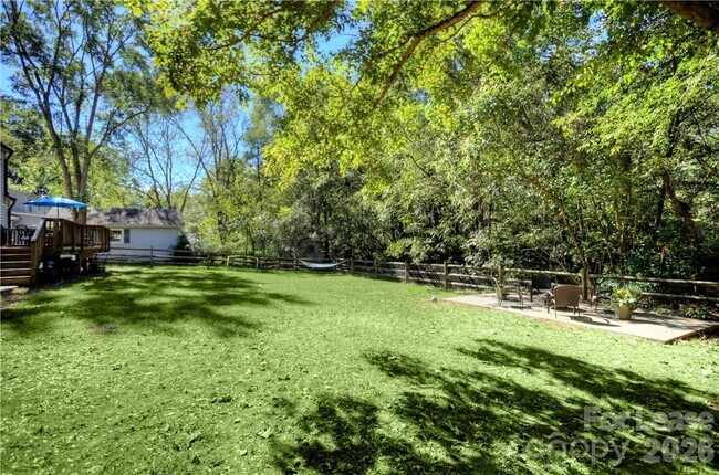 Building Photo - 3806 Bridgewood Ln