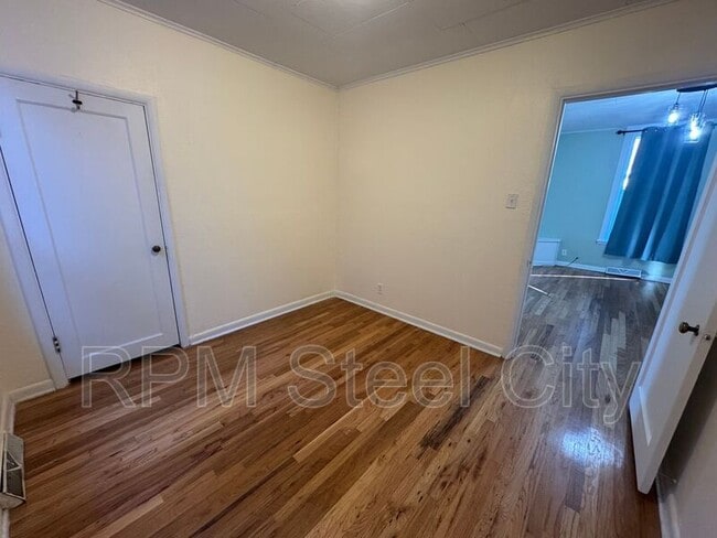 Building Photo - 908 Spruce St