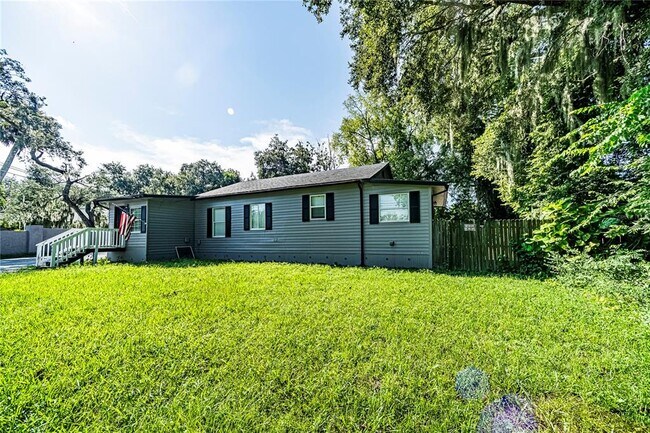 Primary Photo - 887 W State Rd 434